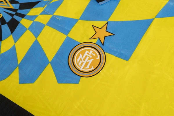 Internazionale Milano Maglia Retro - Maglia Internazionale Milano | itmagliettecalcio
